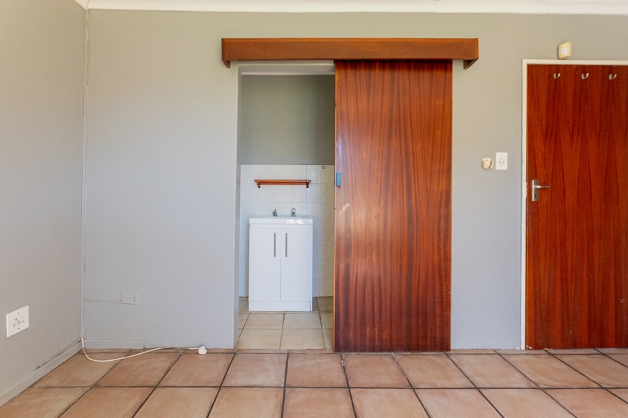 4 Bedroom Property for Sale in Velddrif Western Cape
